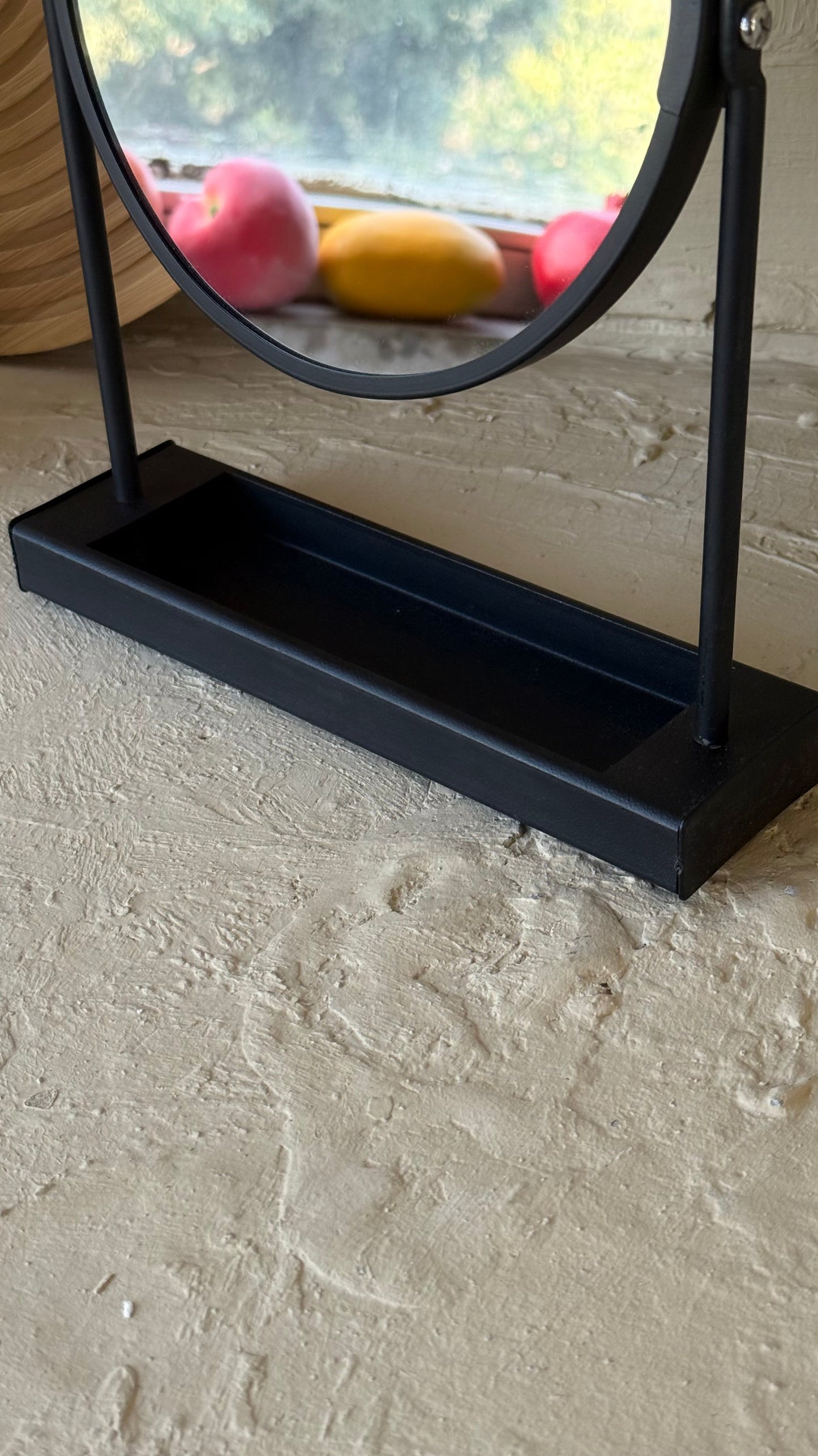 Cora Metal Standlı Yuvarlak Ayna Mat Siyah 25x19 cm KOD:3097